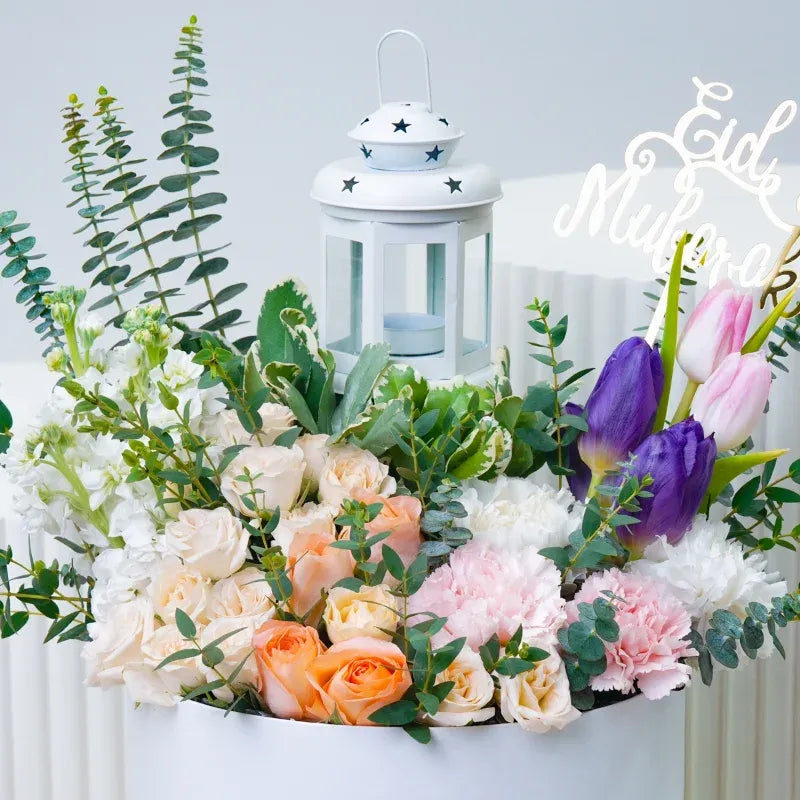 Eid Ivory Flowers and Dates Box – Luxury Floral & Premium Dates Gift Box for Ramadan and Eid