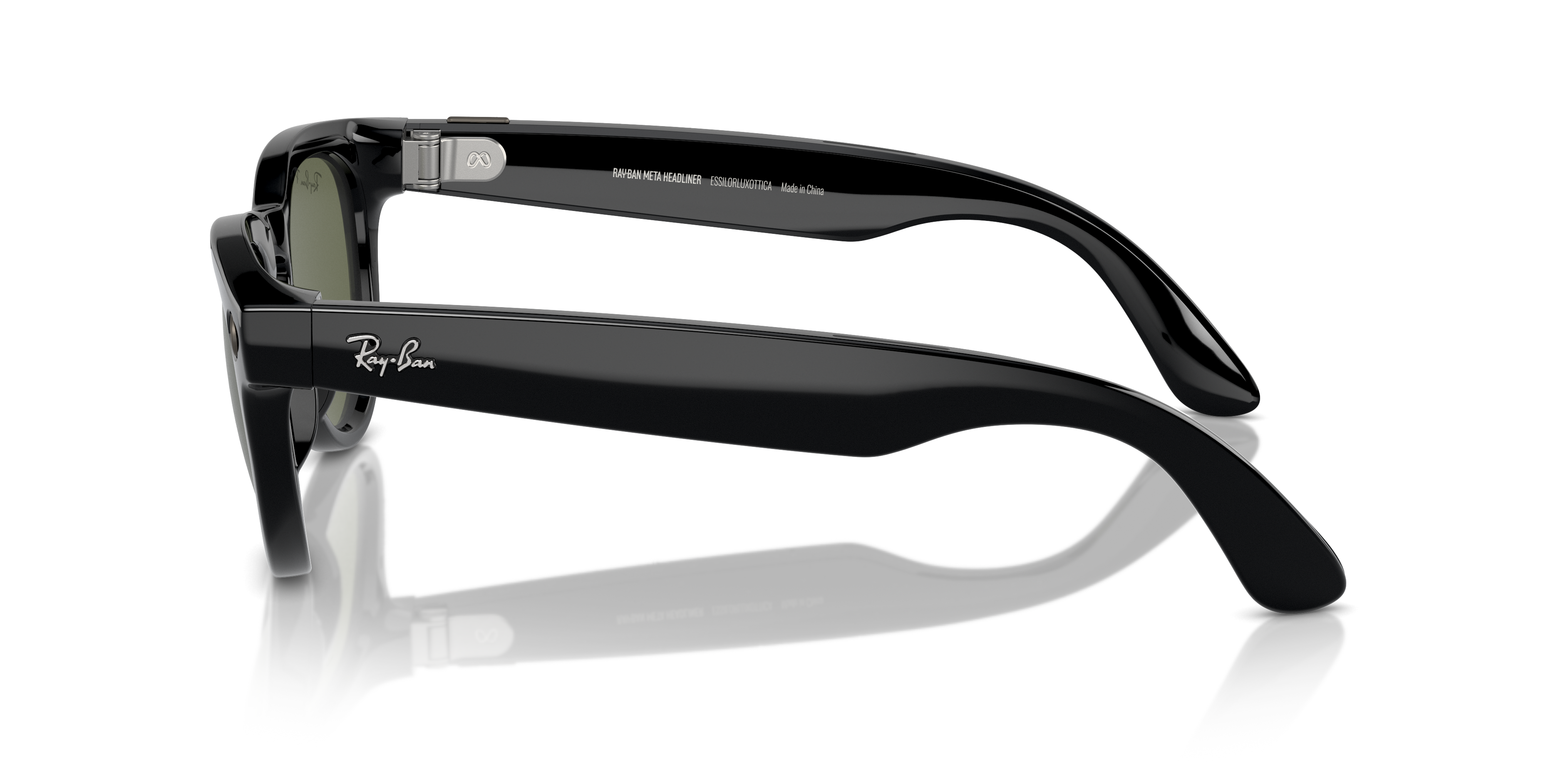 Ray-Ban Meta Wayfarer Wearable Smart Sunglasses, Touch, Voice And Meta AI Assistant Controls, 12 MP Camera, Wifi 6, BT 5.2, Polarized Gradient Graphite Lenses, Matte Black Frame | RW4006Fashion AccessoriesListen, call, capture and livestream – all with yo