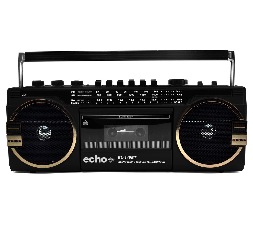 Echo Audio Retro Blast Bluetooth Boombox Portable Cassette Player Tape Recorder 3 Band Radio Voice Recorder Headphone Jack Supports USB and SD Cards BlackAM/FM/SW 3BAND RADIO CASSETTE RECORDER USB/SD FUNCTION BUILT-IN FM ANTENNA FOLD DOWN CARRY HANDLE AC/
