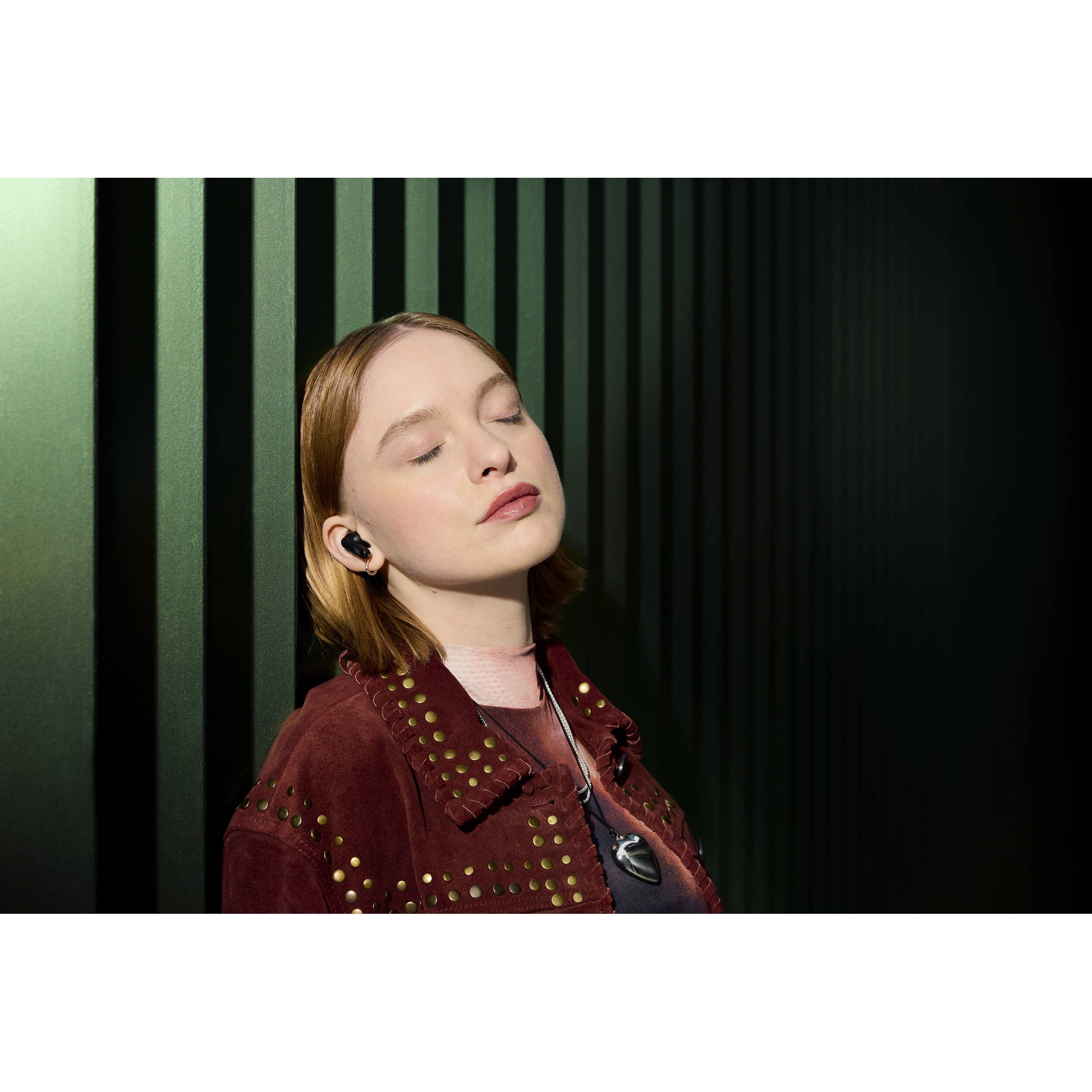 JBL Live Beam 3 true wireless earbuds for music and calls with noise cancelling