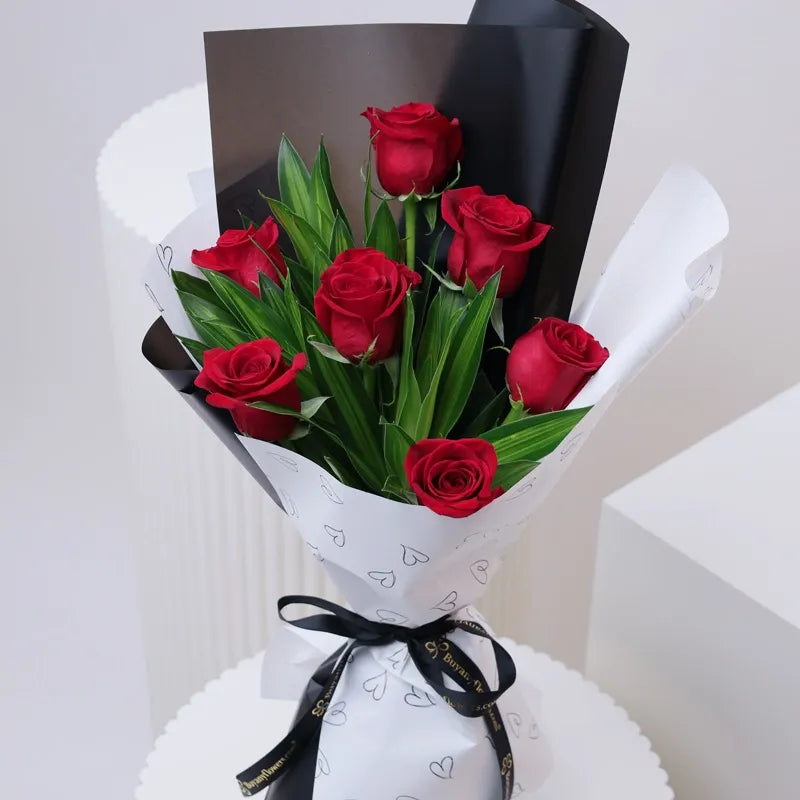 Cute Love 7 Red Roses Bouquet