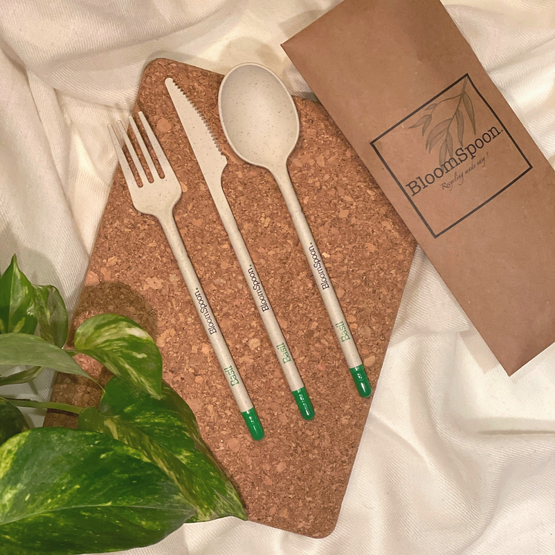 BloomSpoon Plantable Cutlery - sustainable/eco friendly/greenSustainable LivingMake every meal an eco-conscious choice with the Bloomspoon Plantable Cutlery Set—crafted from 100% sustainable wheat straw, this plantable and reusable cutlery supports a zero