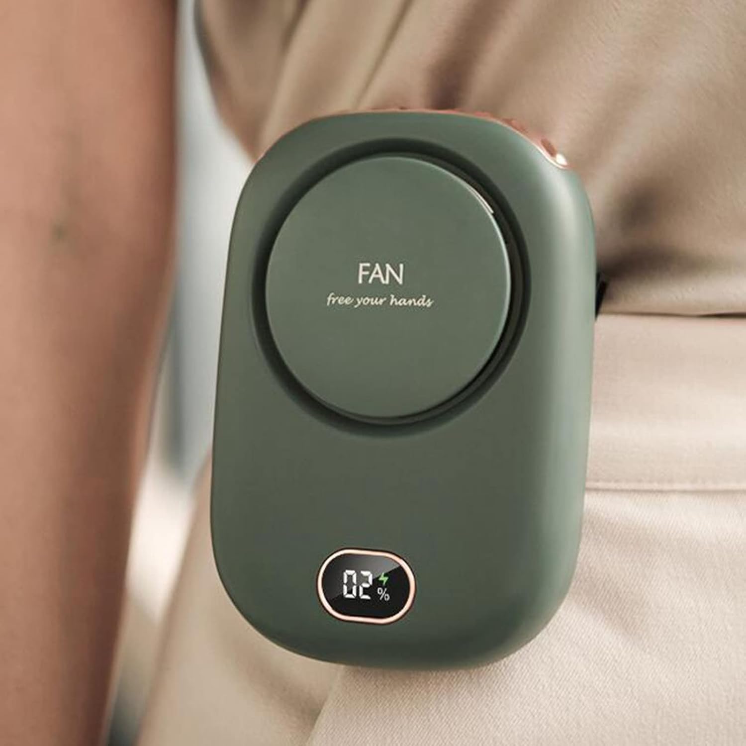MAKINGTEC Portable Neck FanHome EnvironmentMini neck fan small body but powerful, strong and smooth wind to make you feel more comfortable. Display batteryDisplays the remaining power Charging portType - c interface LanyardLanyard with adjustable length
