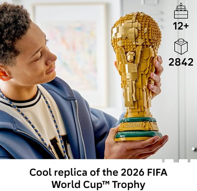LEGO Editions FIFA World Cup Official Trophy 43020 – 2842 Pieces, 36cm, Exclusive Minifigure, 12+