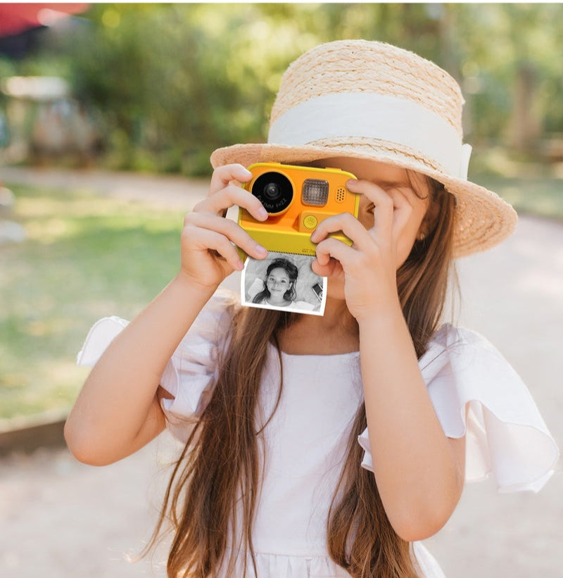 Picocici K27 Kids Print Camera (without memory card)Toys & Games12 MP digital camera & 1080p HD video—perfect quality for kids’ photos and videos Instant thermal printing—kids see their photos come to life in seconds, ink-free and mess-free 2.0″ IPS color