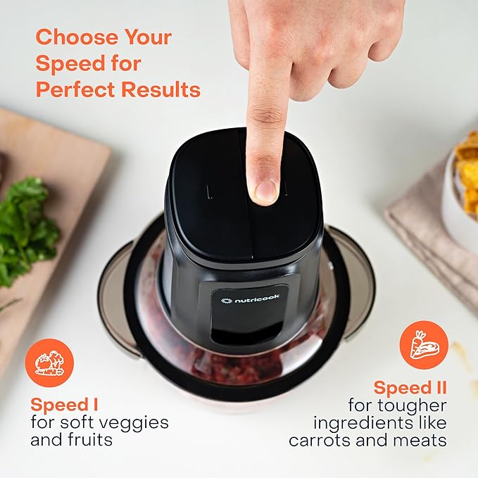 Glass bowl chopper with stainless steel blades