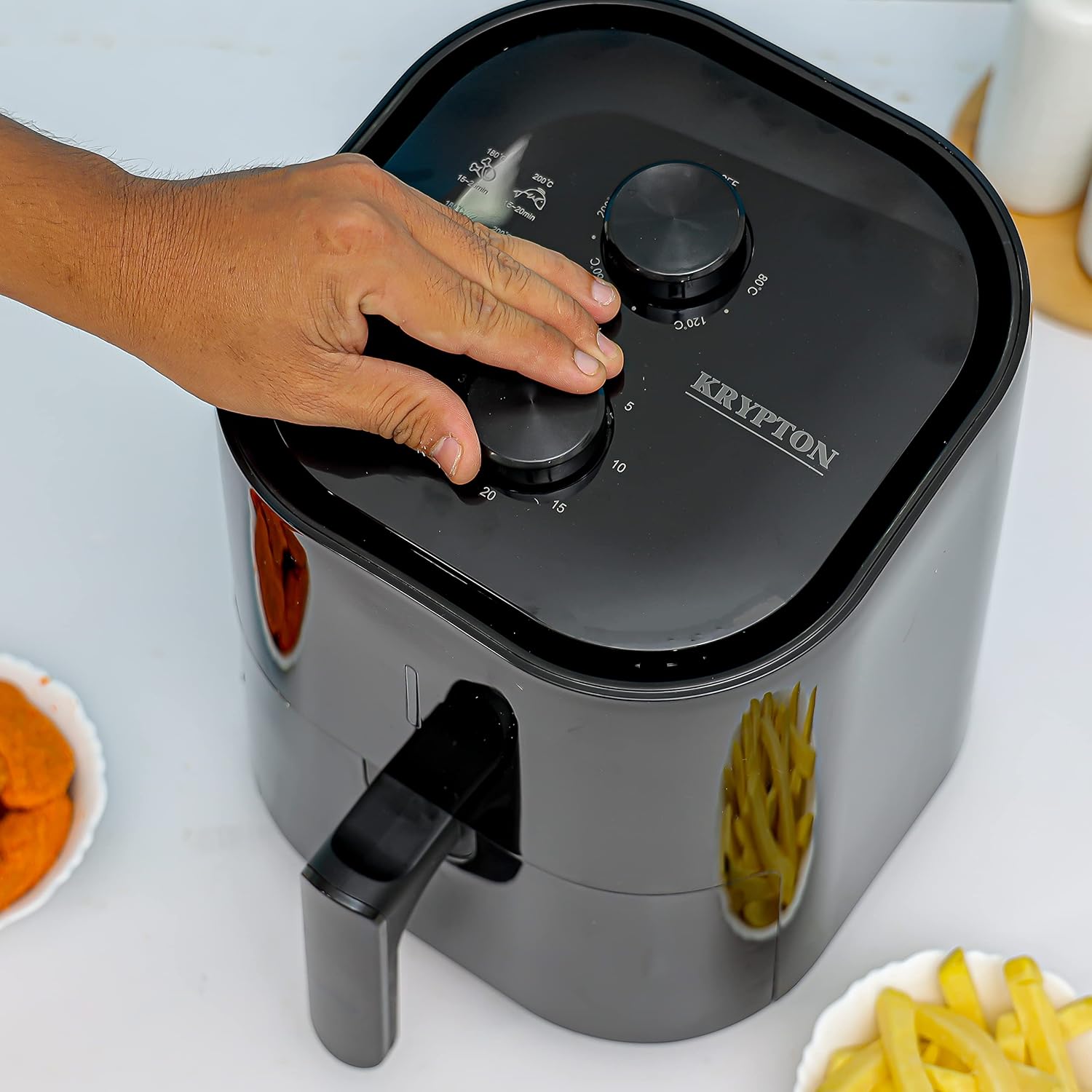 Krypton 3L Air Fryer 1400 W KNAF6362 - BlackKitchen AppliancesKrypton Air Fryer provides perfectly crisp results for a wide variety of foods, with little or even no oil. 3-liter outer pan made from PP material Auto switch off timer (0-30mins) and adjustab