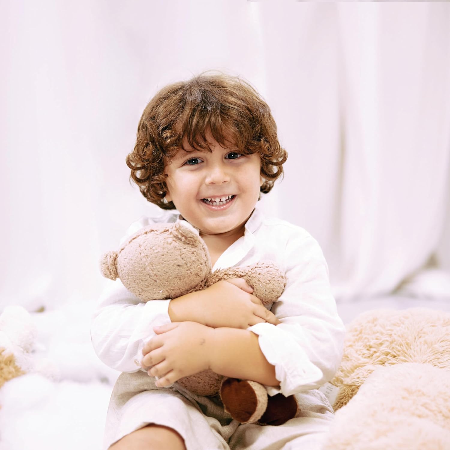 DABDUB Gentle Baby Shampoo & ConditionerBathing & Baby CareDABDUB Gentle Baby Shampoo & Conditioner is crafted with love and care to keep your baby’s hair soft, clean, and healthy. Made with natural, plant-based ingredients and free from harsh chemicals,