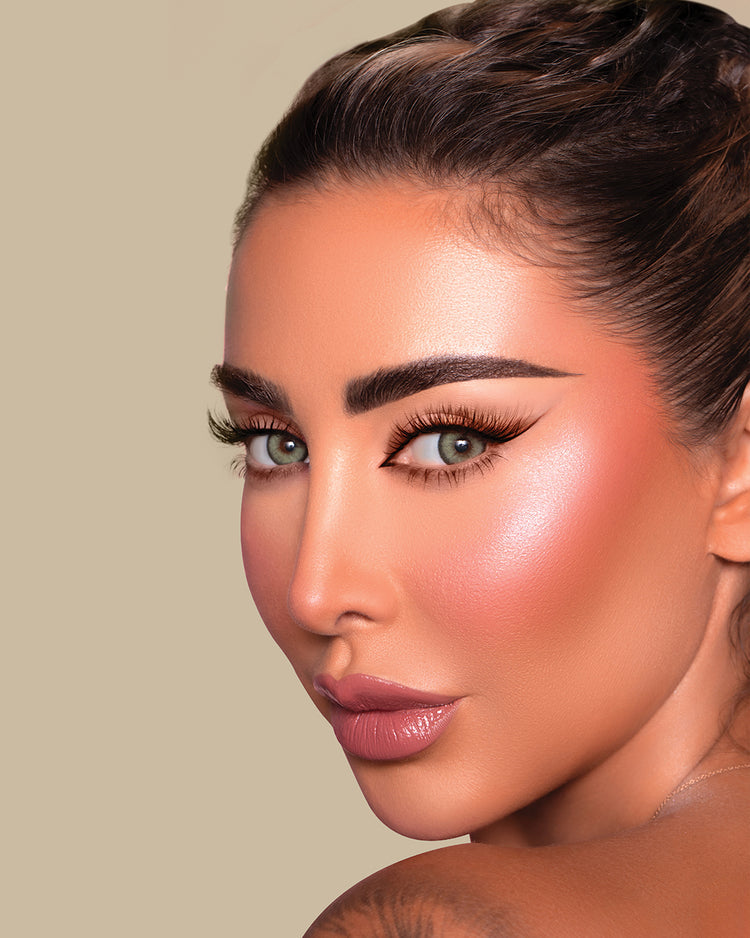 EYECANDY By Joelle Contact Lens C1 Jade GreenMake-UpThe C1 Jade Green lenses from EYECANDY's C Line Collection provide a subtle yet striking transformation. The unique green color, complemented by a dark outer ring, adds depth and dimension to your eyes.