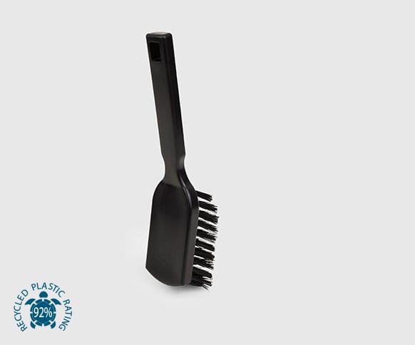 Lever HBC Stiff Utility BrushSustainable LivingWhen it comes to spot cleaning, this stiff utility brush is the perfect tool for the job. ECO - Environmental Friendly Size: 215mm. Model No. B1920 Made in UK Specifications Length 238 mm Width 50 mm Height 4