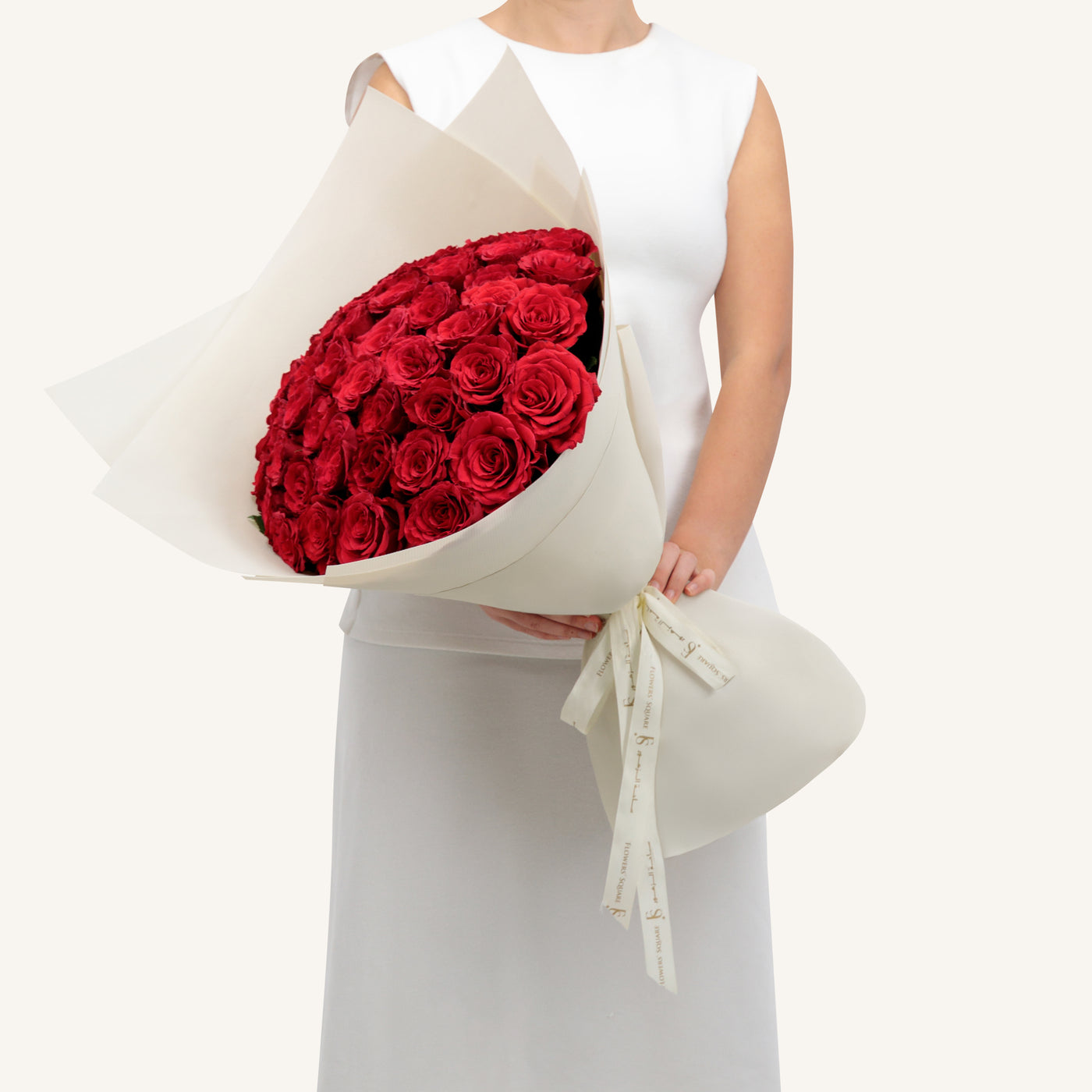 Red Roses Bouquet for Valentine's Day MediumFlowersSame-day delivery Indulge your special someone with our Red Roses Bouquet for Valentine's Day, featuring a charming arrangement of fresh, vibrant red roses. Perfect for expressing your love and admiration