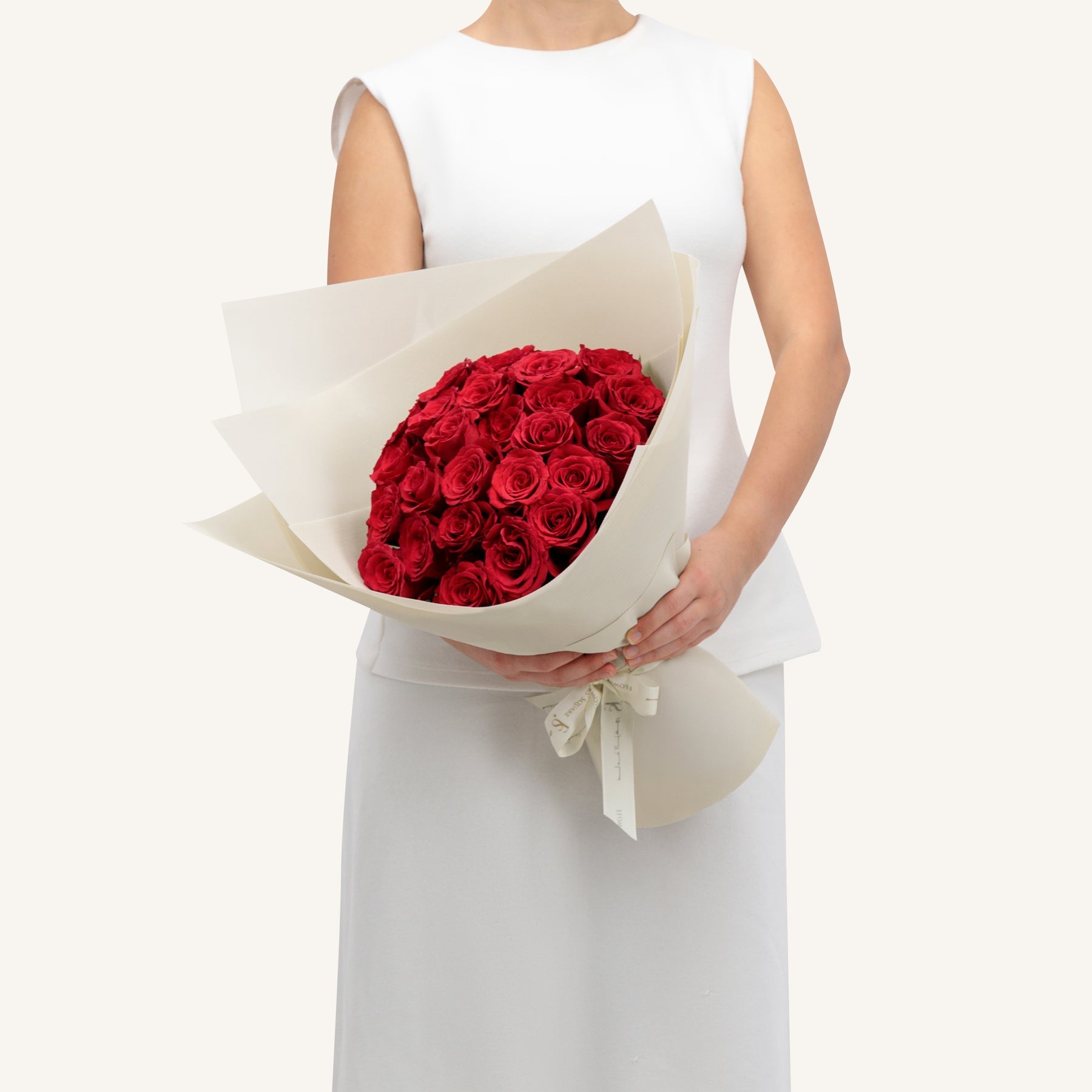 Red Roses Bouquet for Valentine's Day SmallFlowersSame-day delivery Indulge your special someone with our Red Roses Bouquet for Valentine's Day, featuring a charming arrangement of fresh, vibrant red roses. Perfect for expressing your love and admiration,