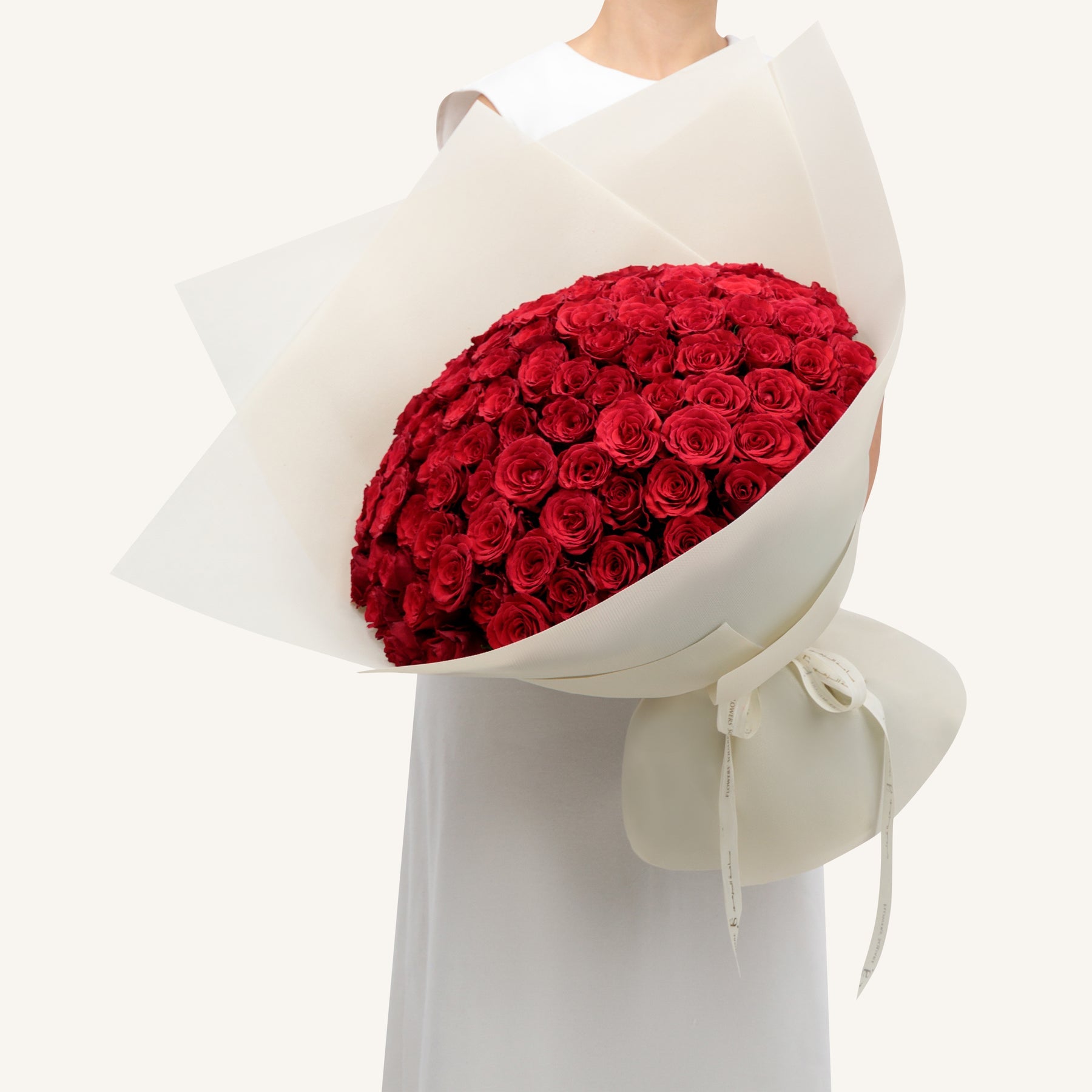 Red Roses Bouquet for Valentine's Day LargeFlowersSame-day delivery Indulge your special someone with our Red Roses Bouquet for Valentine's Day, featuring a charming arrangement of fresh, vibrant red roses. Perfect for expressing your love and admiration,