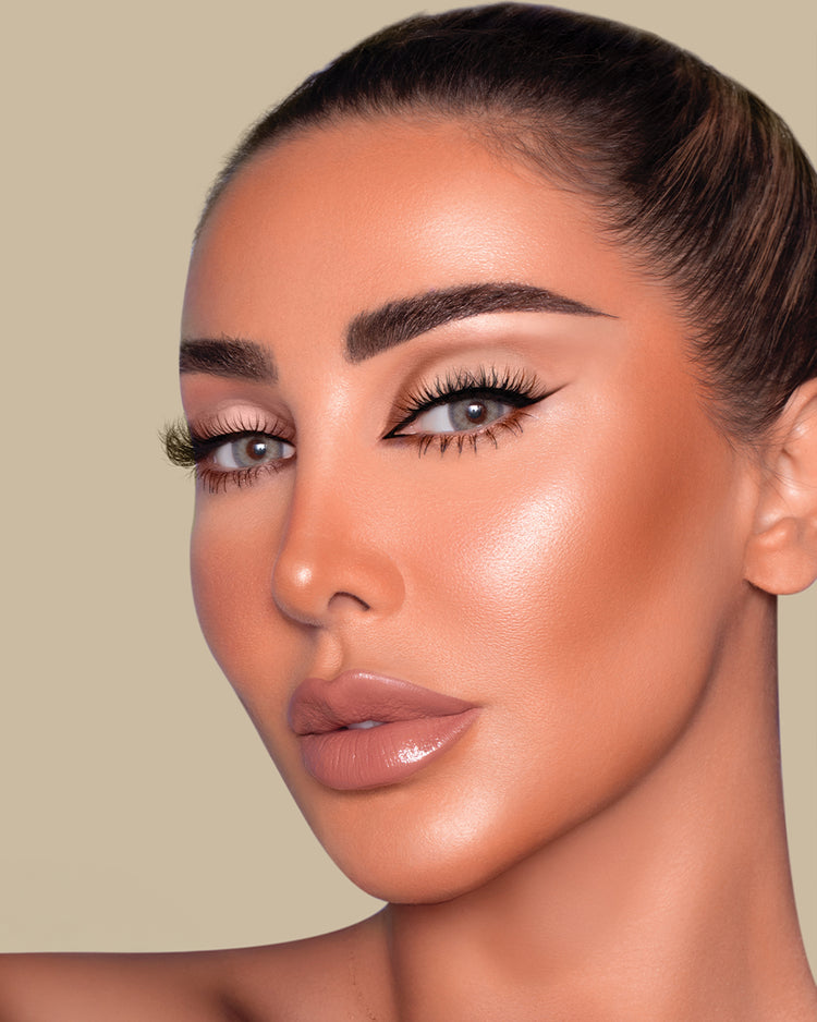 EYECANDY By Joelle Contact Lens C5 Blue GreyMake-UpThe C5 Blue Grey lenses from EYECANDY's C Line Collection provide a subtle yet striking transformation. The unique blue-grey color adds depth and dimension to your eyes, creating a refreshing and luminous