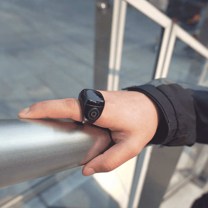 Zikr Ring – Noor from iQiblaWearablesSmart Tasbeeh Counter: Easily track dhikr counts with a digital OLED display. Qibla Direction Finder: Built-in Qibla compass helps you face the right direction anywhere. Bluetooth Connectivity: Syncs seamlessly with th