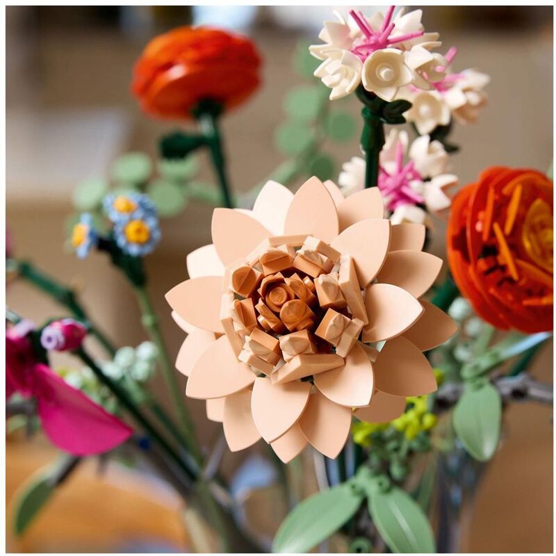 LEGO Botanicals pink floral arrangement