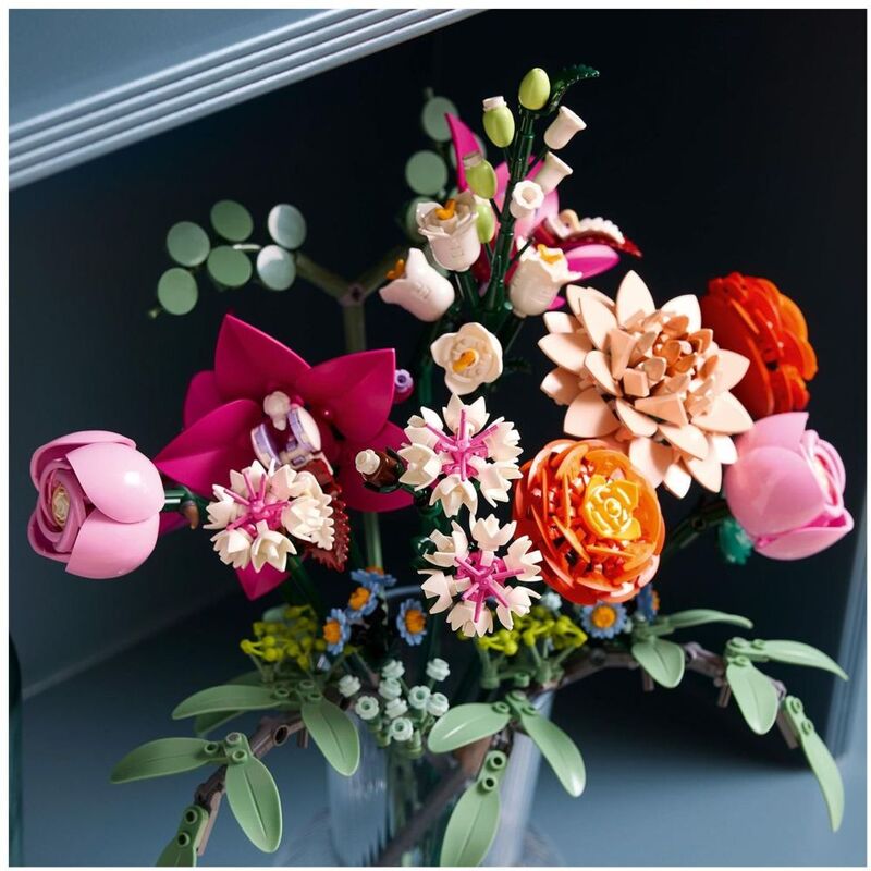 LEGO Botanicals Pretty Pink Flower Bouquet 10342 (749 Pieces)