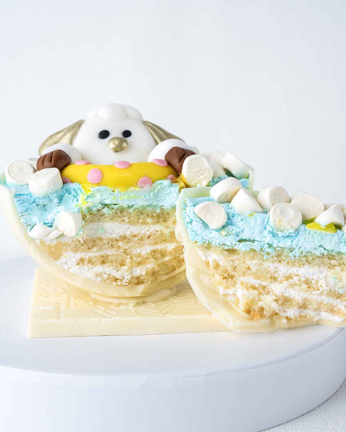 350gms Designer Vanilla EID special cakeChocolate & Confectionery350g Designer Vanilla Eid Special Cake – A Taste of Elegance Make your Eid celebrations memorable with this 350g vanilla cake, expertly designed and decorated to reflect the spirit of the se