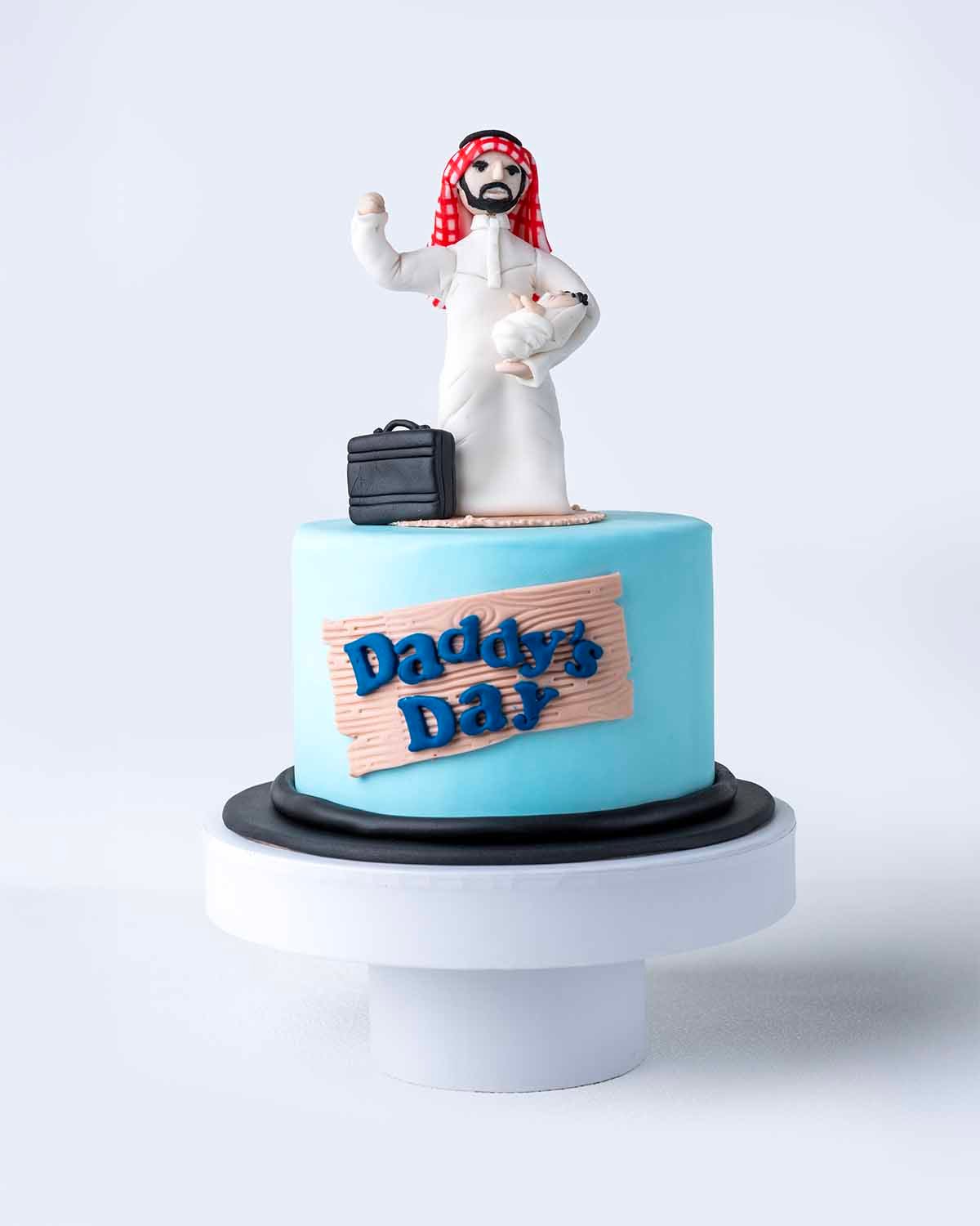Daddy's Day CakeChocolate & ConfectioneryYour Gift Contains: • 1kg Daddys Day Cake • Flavor: Chocolate/Vanilla/Red Velvet • Cake Dimension: 15x15x24cm • Box Size: 21x21x30 Contant us directly for Vegan, Sugar free, or Keto variant Handling and Storage • K