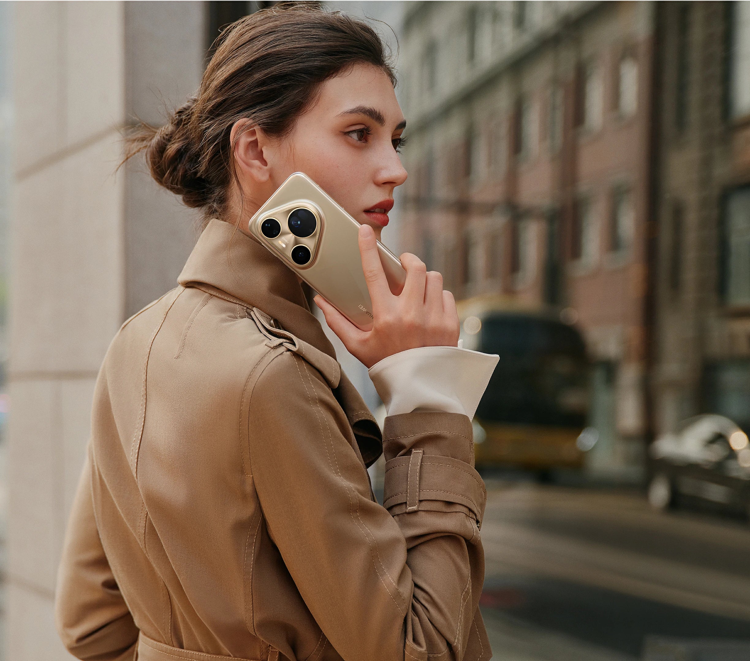 HUAWEI Pura 80 Ultra Kunlun Glass and IP69 water resistant body