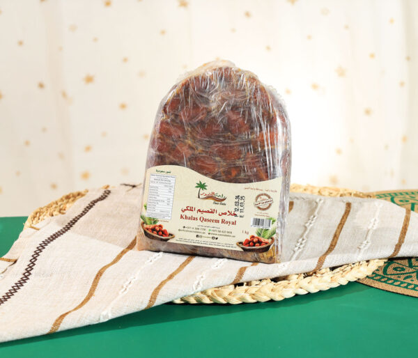 Handmade Khalas 1KGNuts, Dates & Dried FruitsHand-crafted Khalas Mufarad Dates are a delicious and nutritious choice for any occasion. Each date is delicately hand-crafted to ensure the highest quality and taste. Enjoy the rich flavor and health benefits