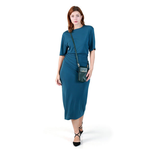 Holborn Classic Anna Leather Phone Pouch Flapped GreenHandbags & WalletsCarry your phone in style with the Anna Leather Phone Pouch Flapped in green. Designed for women, this phone pouch is made of high-quality leather for a chic and durable accessory. It