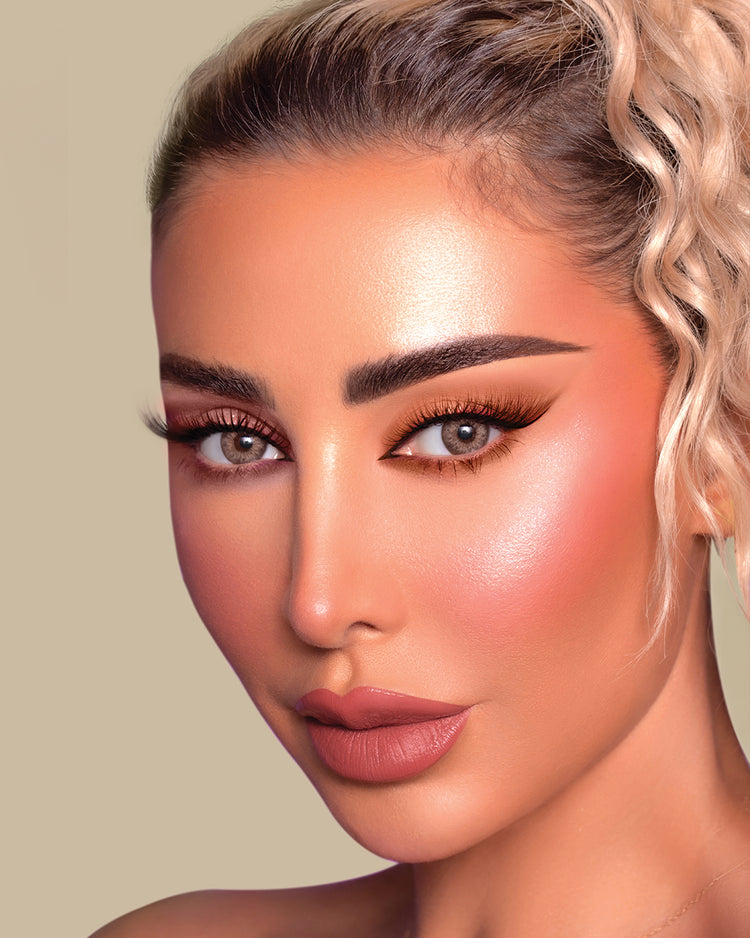 EYECANDY By Joelle Contact Lens C2 Golden BrownMake-UpThe C2 Golden Brown lenses from EYECANDY's C Line Collection provide a subtle yet striking transformation. The unique golden marble color, characterized by a combination of gold and amber shades, adds