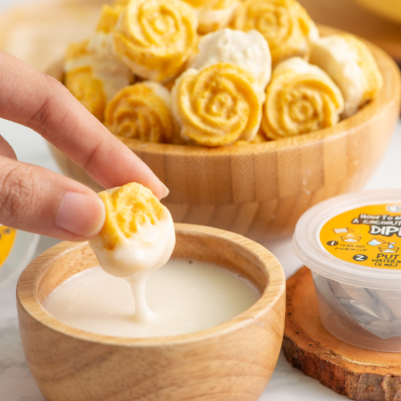 CHIMMA Freeze Dried Mango Sticky Rice with Coconut Milk Dip 50GSnacksInspired by the famous Thai dessert, this snack combines freeze-dried mango and sweet sticky rice crisps, offering a crunchy yet melt-in-your-mouth texture. Dipping into the creamy cocon