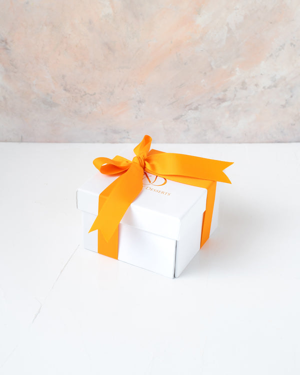 Happy Diwali Bar and TrufflesChocolate & ConfectioneryYour Gift Contains: • 1 Happy Diwali Milk chocolate bar • 9 assorted Milk chocolate Truffles • Weigh of chocolate: 270grams • Flavors: Pistachio, Hazelnut, Speculoos, Peanut Butter and Roche • Size of