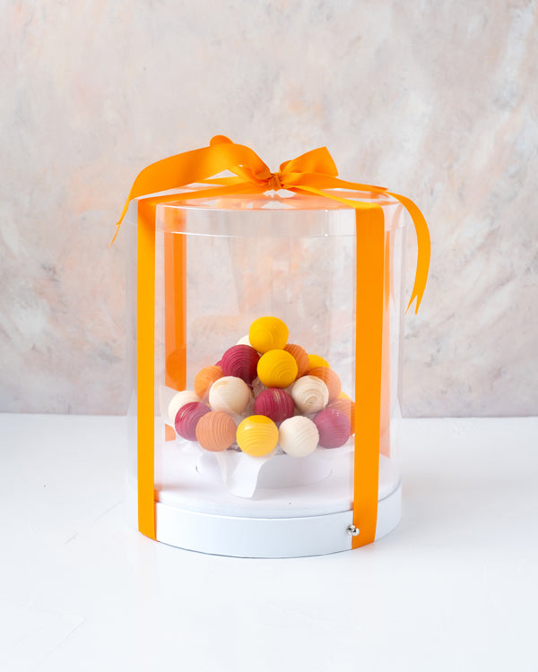 Diwali Theme Cake PopsChocolate & ConfectioneryYour Gift Contains: • 25 Chocolate Covered Diwali Cake pops • Color: Customizable • Flavors: Chocolate / Red Velvet / Vanilla • Box Size: 23x23x27cm • Color of the box may vary Handling and Storage • Keep awa