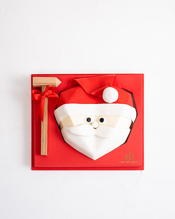 Santa Smashed it by NJDChocolate & ConfectioneryYour Gift Contains: • Approx. 500gms Piñata designed as Santa • Made with colored and white chocolate • Filled with 8 chunky assorted Milk chocolates • Total Weight of the chocolate: 700grams approx. • Hamme