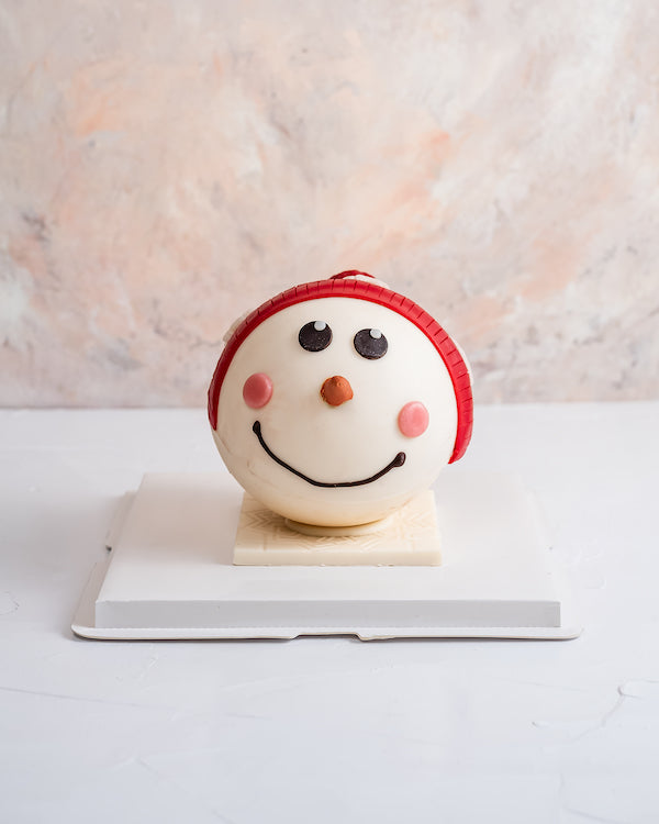 Winter is here by NJDChocolate & ConfectioneryYour Gift Contains: • Smash ball with 8 chunky Christmas theme assorted chocolates • Flavors: Pistachio, Sepculoos, Hazelnut, Praline, Peanut Butter • Hammer: 1 • Size of Chocolate: 12x12x14cm • Box Size: 20x2