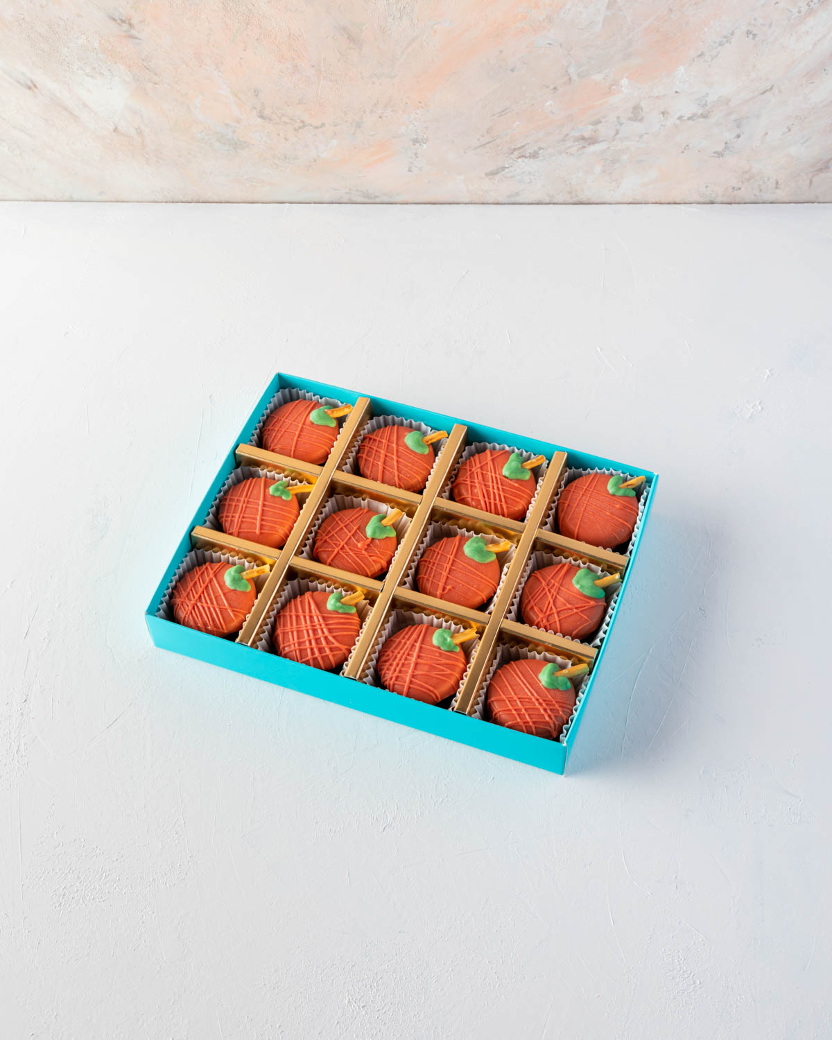 Thanksgiving Oreos by NJDChocolate & ConfectioneryYOUR GIFT CONTAINS 12pcs white chocolate covered Oreos hand designed with colors of the Fall Flavors: Oreos and Colored chocolate Box dimensions: LxBxH: 24x18.5x3.5cm HANDLING AND STORAGE Keep away from di