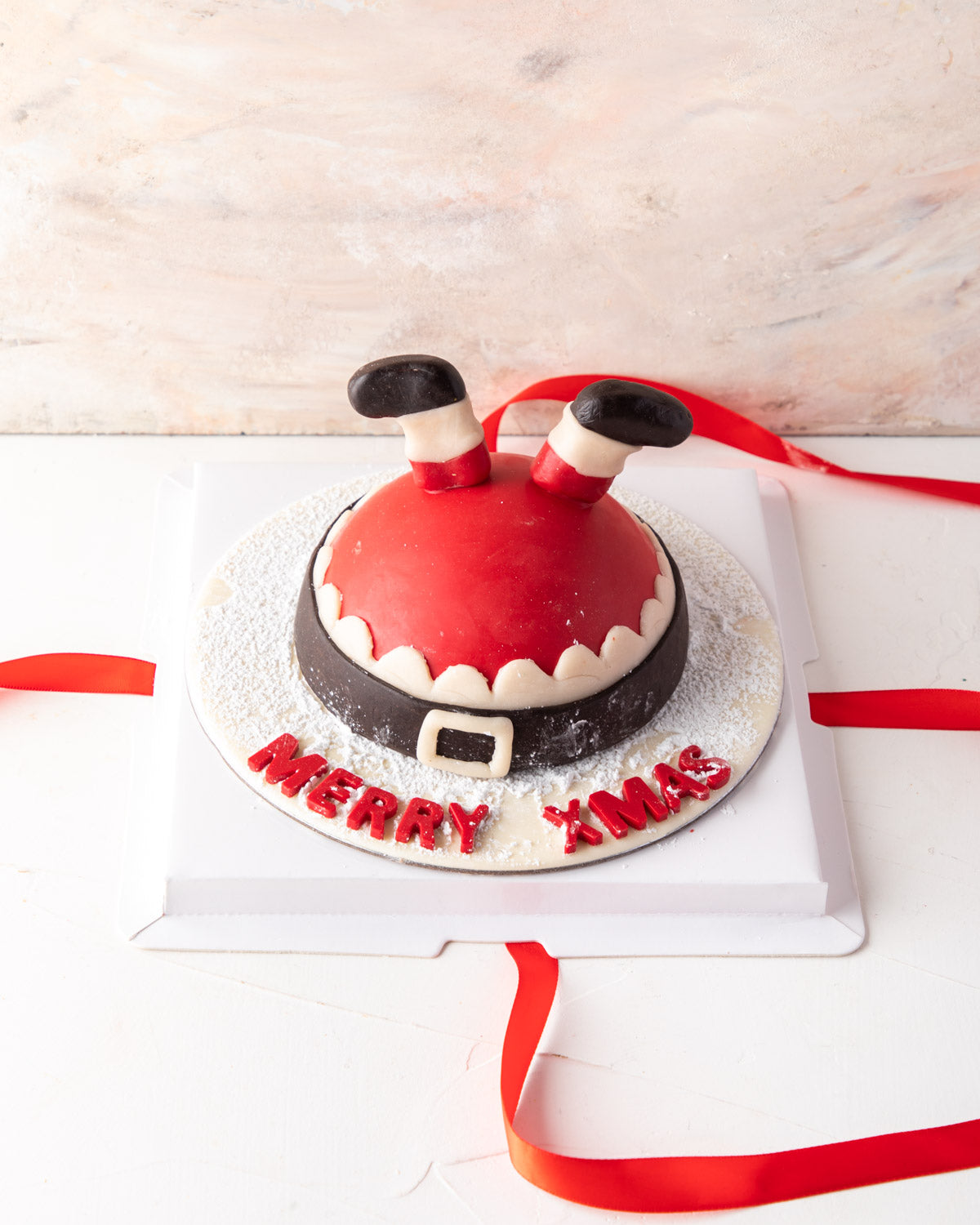 Where's the Santa by NJDChocolate & ConfectioneryYour Gift Contains: • Made with approx. 500gms (10gms +/-) chocolate • Filled with Pretzels, Christmas theme Milk chocolates • Personalized text: up to 15 characters Box Size: LxBxH: 23x23x18cm HANDLING AND