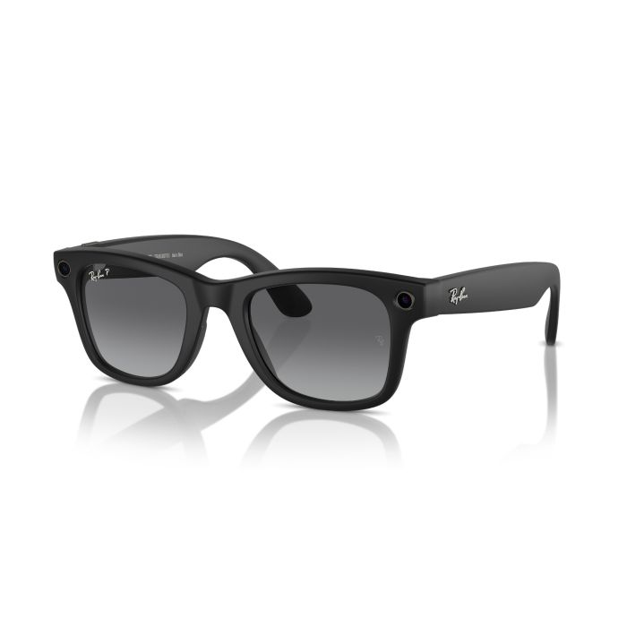 Ray-Ban Meta Wayfarer Black / Gradient Graphite RW4008