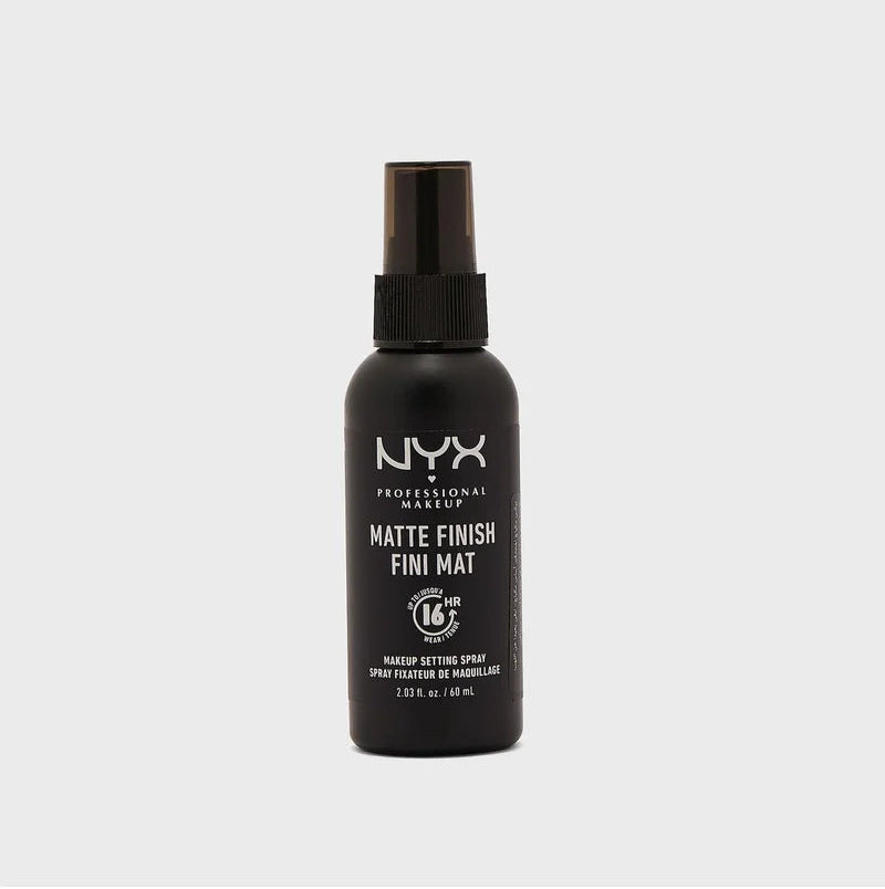 NYX PROFESSIONAL MAKEUP Makeup Setting Spray - Matte Finish, Lightweight, Long-Lasting, Extends Makeup Wear Up to 16 hours, Vegan and Cruelty Free Formula, 60mlMake Up✨ Matte Finish Control – Keeps your makeup shine-free and locked in place with a smooth,