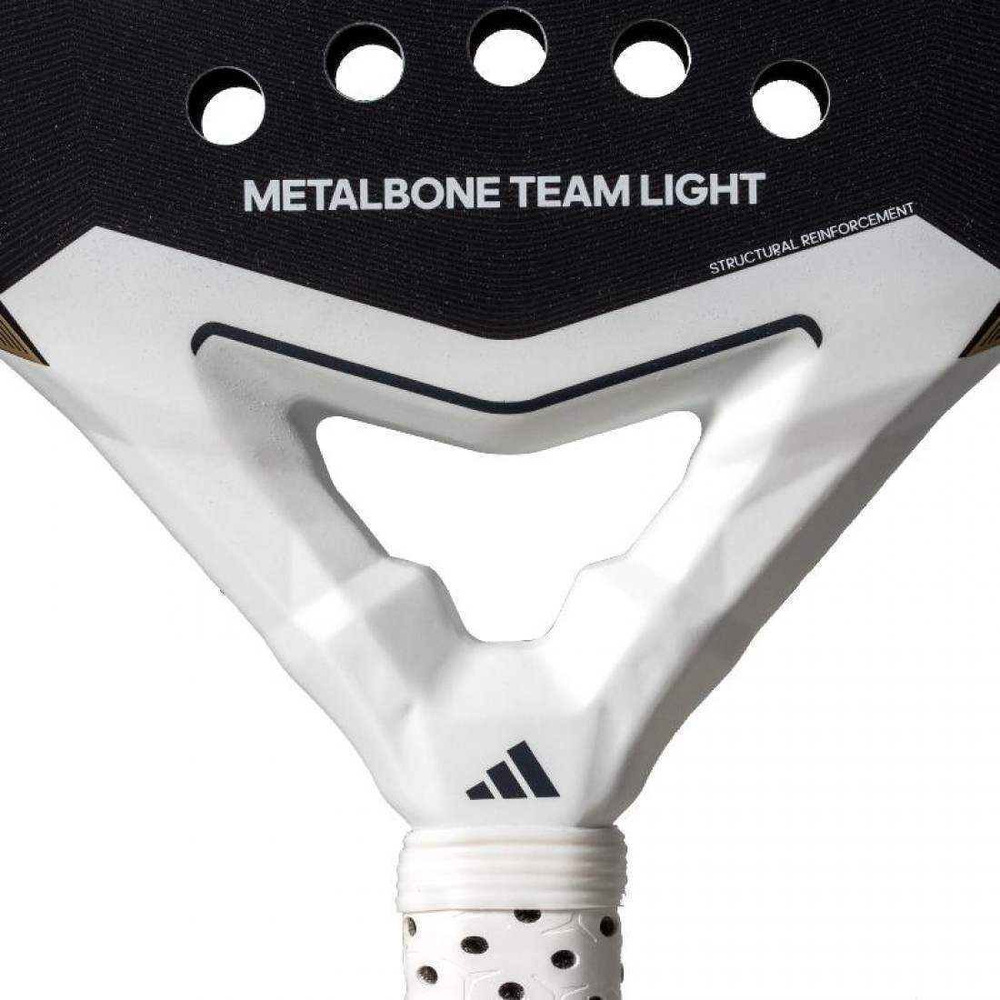 Adidas Metalbone Team Light 3.4 2025EquipmentsThe Adidas Metalbone Team Light 3.4 2025 is a high-performance padel racket designed for advanced players seeking exceptional control, maneuverability, and spin. Its lightweight construction and innovative tec
