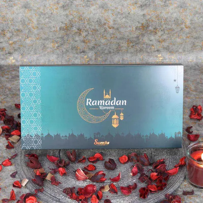Ramadan Stuffed Dates Mamoul and Baklawa By Sweecho 32 Pcs GreenGifts and HampersAssorted Stuffed Dates, Mamoul and Baklawa Flavors - Pistachio, Almond and Orange Peel Quantity - 32 Pcs Arranged in a Beautiful Ramadan Gift Box
