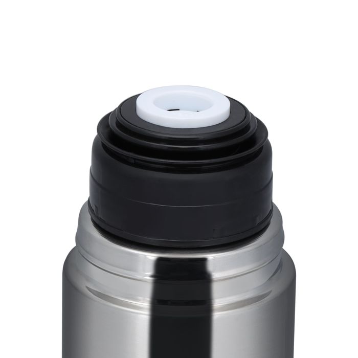 Royalford Stainless Steel Vacuum Bottle RF4948Sustainable LivingUNIQUE DESIGN & PREMIUM STAINLESS STEEL - Insulated water bottle featuring vacuum insulation technology maintains the temperature and keeps your drink cold or hot longer hours. Metal water bo