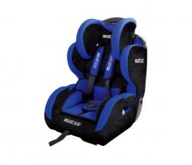 SPARCO F700K CHILD SEAT GROUP 1+2+3 (9-36KG) BLUEBaby Transport5-point safety harness with one pull. Adjustment for children from 9kg to 18kg. Age: 9m-9y (aprox). Removable cover with 3.6cm foam on lateral and 2.8cmin the middle. Headrest with 3.6cm foam