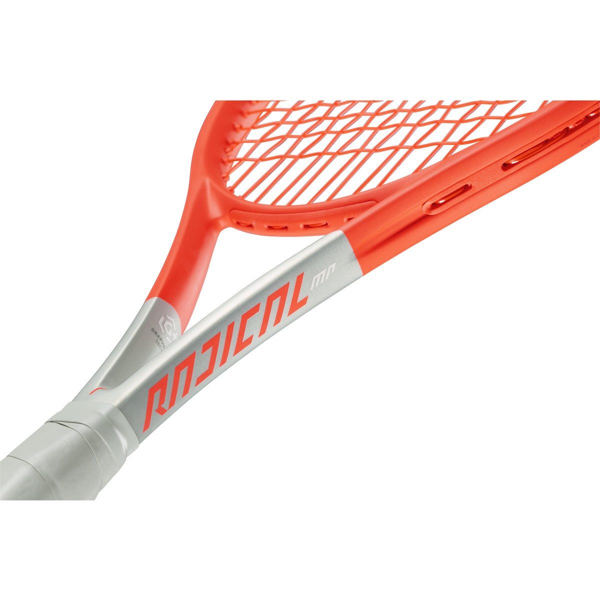 Radical MP 2021EquipmentsSlightly lighter than its bigger brother the RADICAL PRO, the RADICAL MP is designed for the versatile all-court tournament player, with a perfect blend of power, control and spin. Along with a fresh, vibrant and daring design tha