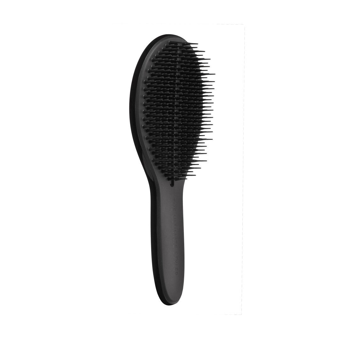 The Ultimate Styler Black / BlackHair CareThe Ultimate Styler Jet Black The Ultimate Styler is designed to dry-style and effortlessly finish any look. With a new and improved design, its thin and comfortable handle gives you maximum control when creating