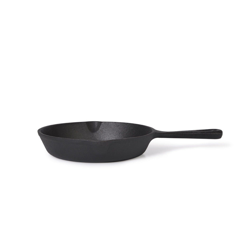 FISSMAN Cast Iron Frying Pan 16x3.8cmKitchen Storage4129 Frying pan 16x3.8 cm (cast iron) FISSMAN is one of the leaders in the global cookware market, producing environmentally friendly products that meet the highest standards of quality and safety. Carry