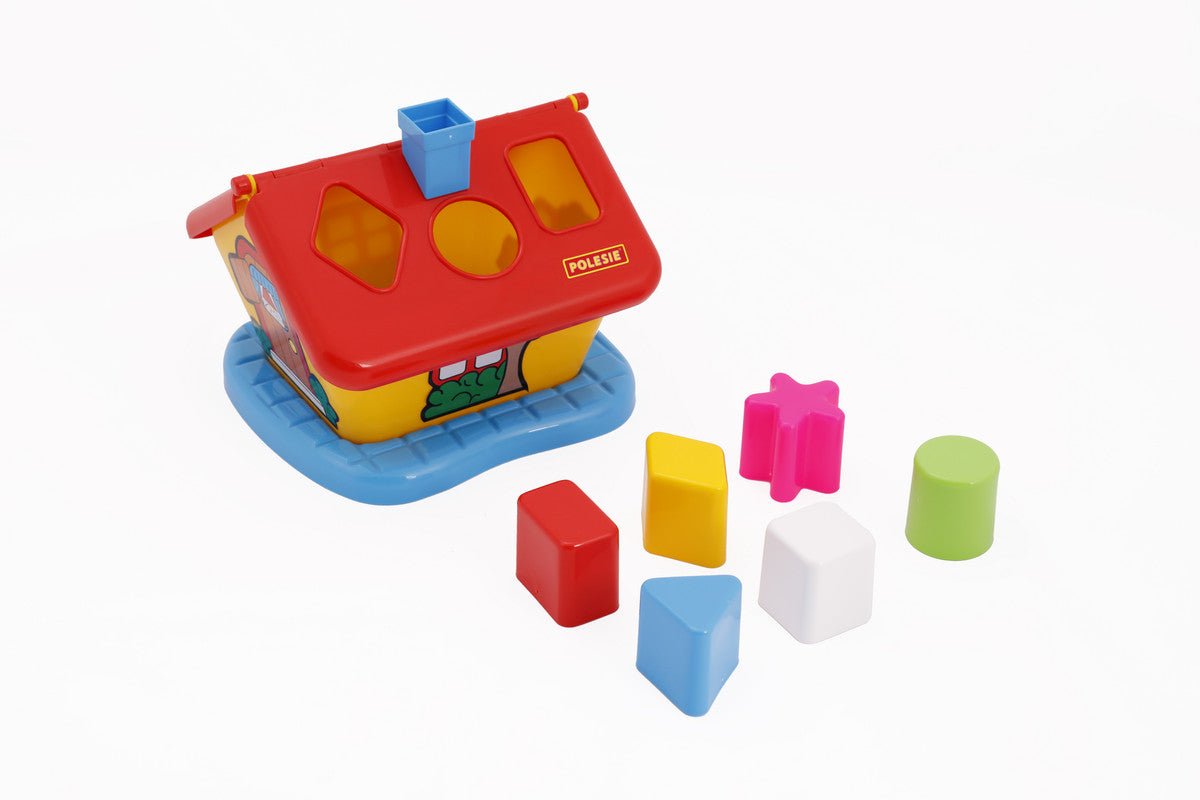 Polesie - Garden house (box)Toys & GamesGarden house is another logic toy of Polesie brand for children under 3 years old.The task on the roof of the house is to match the shapes (6 pieces) with the puzzle holes.You have to remove the roof of the house to