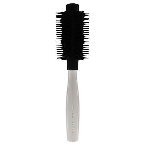 Blow Styling Small Round Tool WhiteHair CareThe small blow-drying hairbrush from Tangle Teezer is the innovative hairbrush which takes hair from wet to dry. With ground-breaking teeth technology, the Blow-Styling Round Tool picks up hair at the root for g