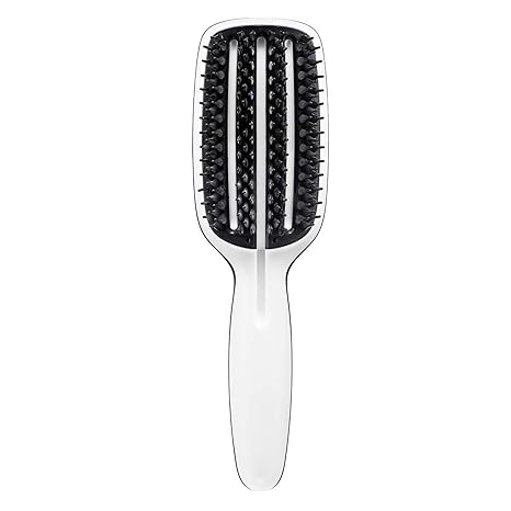 Blow Styling Half Paddle WhiteHair CareThe half size blow-drying hairbrush from Tangle Teezer is the innovative hairbrush which takes hair from wet to dry. With ground-breaking teeth technology, the Blow-Styling Smoothing Tool has fixed base teeth with bu