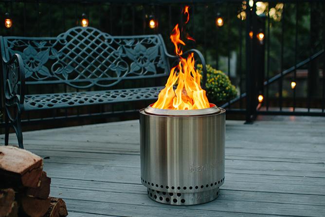 Solo Stove Ranger Portable Fire Pit + StandOutdoorThe most compact fire pit and stand in the Solo Stove collection. The Ranger is perfect for smaller spaces, city dwellers and for those who live life on the go! Solo Stove Ranger is your new favorite trave