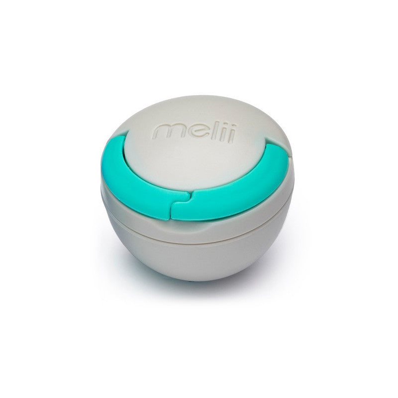 Melii Pacifier Pod 2 Pack - GreyNursing & FeedingOur pacifier pod provides a hygienic place to store your pacifier, keeping it accessible and clean. It hooks onto bags, strollers, purses so your pacifier is always close by. As new moms, we can certainly a