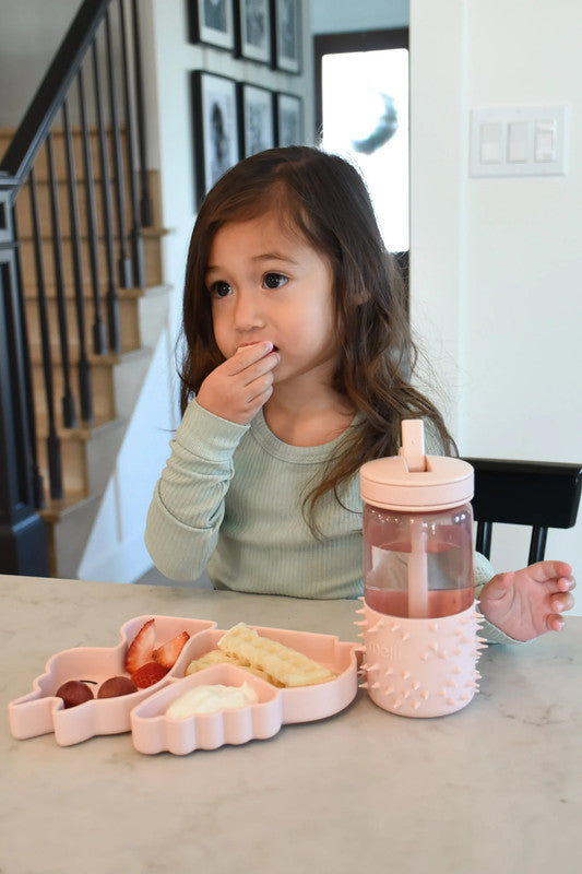 Melii Divided Silicone Suction Plate - Pink UnicornNursing & FeedingOur silicone suction plate aims to make meal time a little less stressful and a lot more fun! Place the plate on a flat surface and let the suction do its magic – the plate will stick to