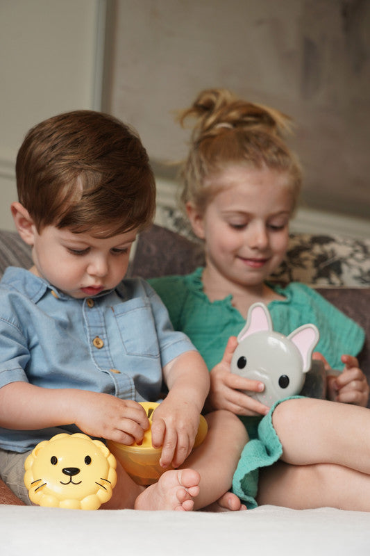 Melii Snack Container with Finger Trap - Yellow LionNursing & FeedingYour toddler and kids can carry and store snacks in adorable style! This kid-sized, cute animal themed, playful, food storage container makes snacking fun which encourages independent sn